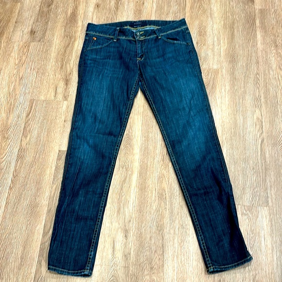 Hudson Jeans Denim - Hudson Beth Mid- rise jeans. Size 30.